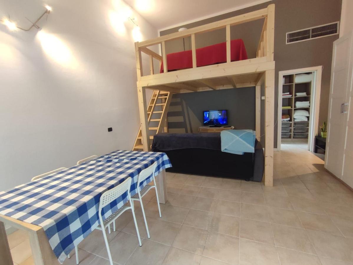 Feel Like Home In Милано Екстериор снимка